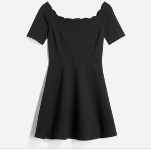 🟡 Off the shoulder scallop neck dress